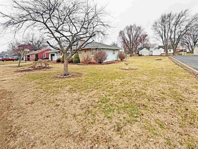 1706 E Walnut Street, Frankfort, IN 46041