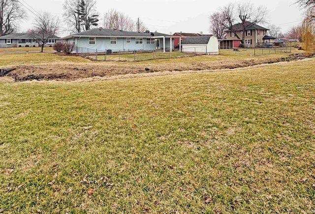 1706 E Walnut Street, Frankfort, IN 46041