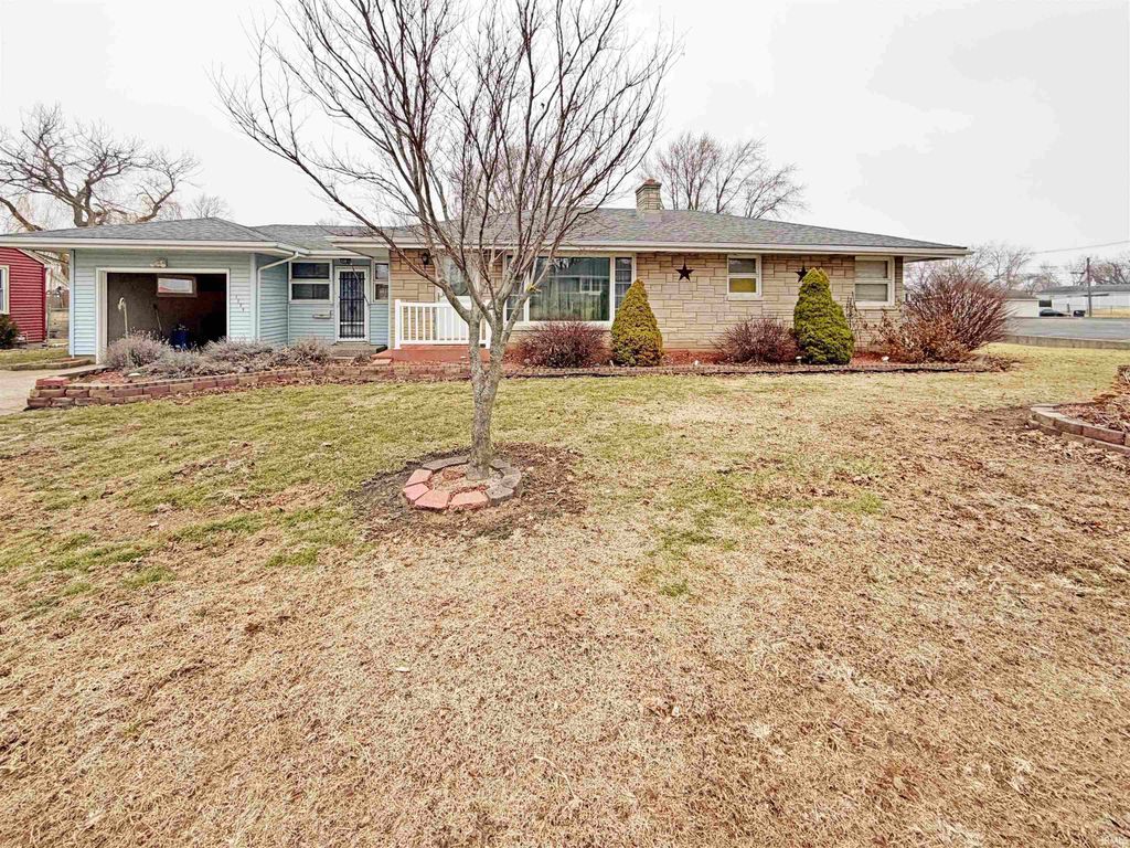 1706 E Walnut Street, Frankfort, IN 46041