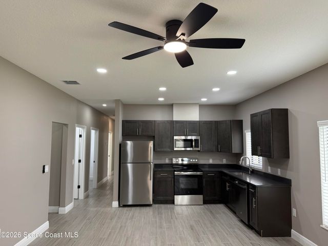 1649 Belem Street SE B, Palm Bay, FL 32909