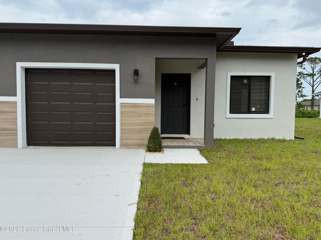 1649 Belem Street SE B, Palm Bay, FL 32909