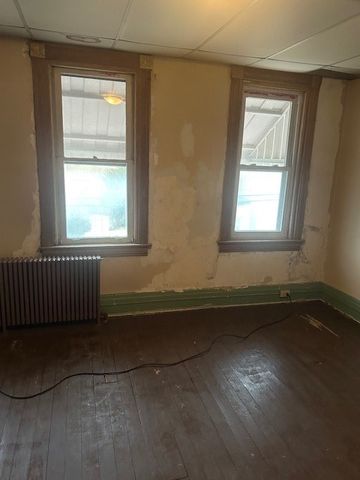 2010 Noble St, Sharpsburg, PA 15215