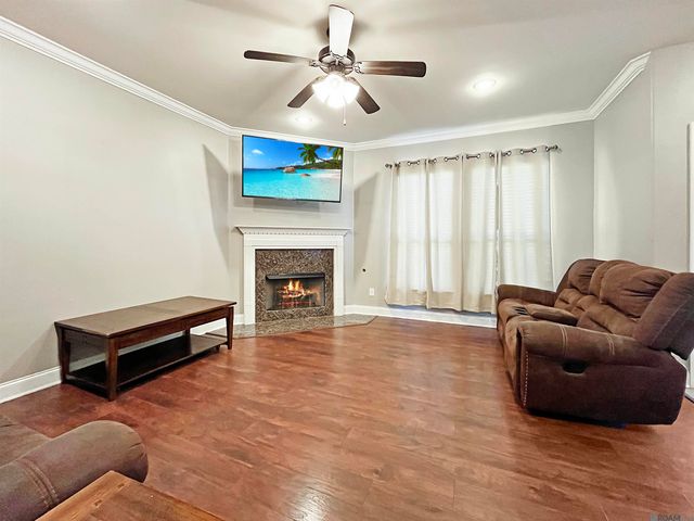 10459 Oakmount Dr, Denham Springs, LA 70706