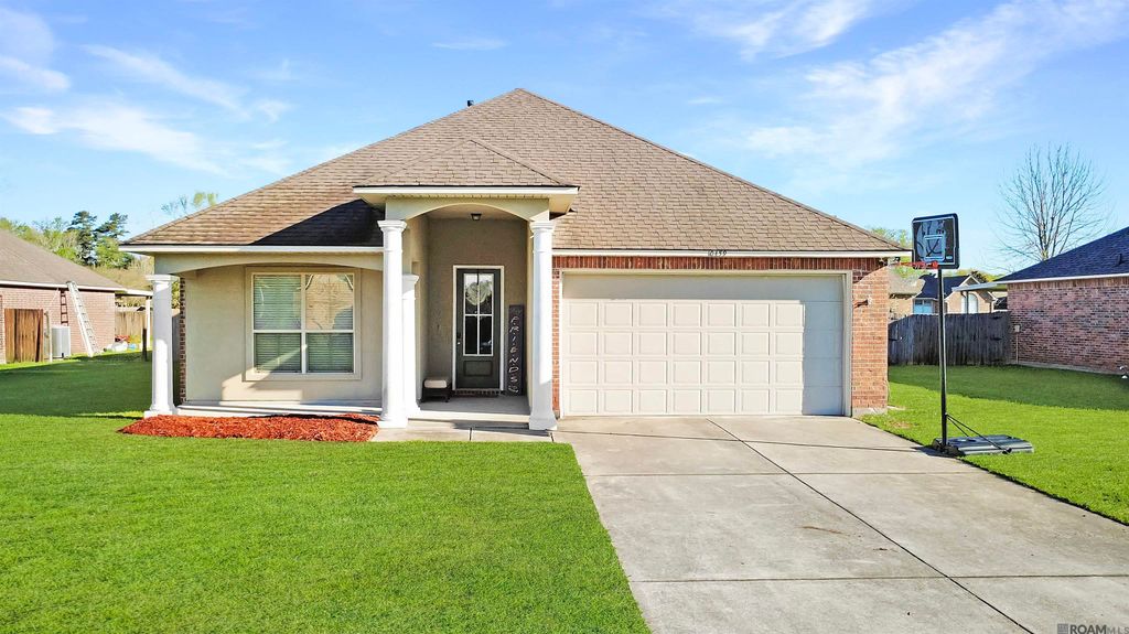 10459 Oakmount Dr, Denham Springs, LA 70706