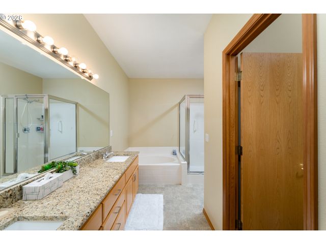 17146 Se 23RD Dr 16, Vancouver, WA 98683