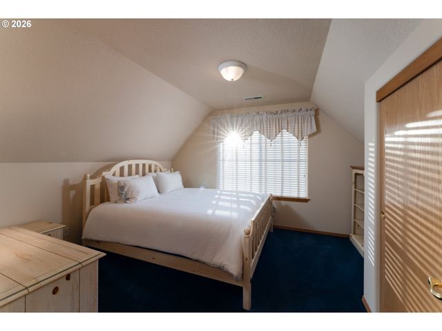 17146 Se 23RD Dr 16, Vancouver, WA 98683