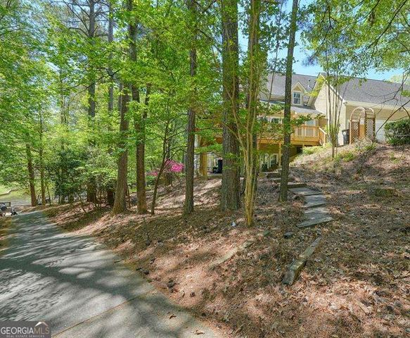 716 Whisper Wind Court, Woodstock, GA 30189