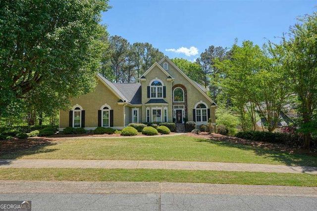 716 Whisper Wind Court, Woodstock, GA 30189