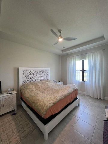 663 SE Villandry Way, Port St. Lucie, Port St Lucie, FL 34984