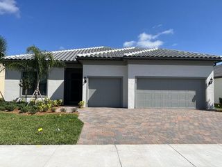 663 SE Villandry Way, Port St. Lucie, Port St Lucie, FL 34984