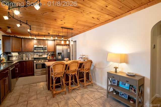 47400 Card Road, Macomb Township, MI 48044