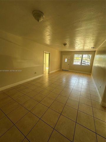 237 NW 55th St 237, Miami, FL 33127