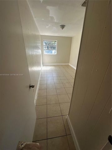 237 NW 55th St 237, Miami, FL 33127