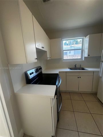 237 NW 55th St 237, Miami, FL 33127