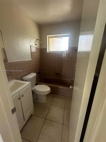 237 NW 55th St 237, Miami, FL 33127