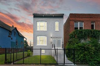 6660 S Michigan Avenue, Chicago, IL 60637
