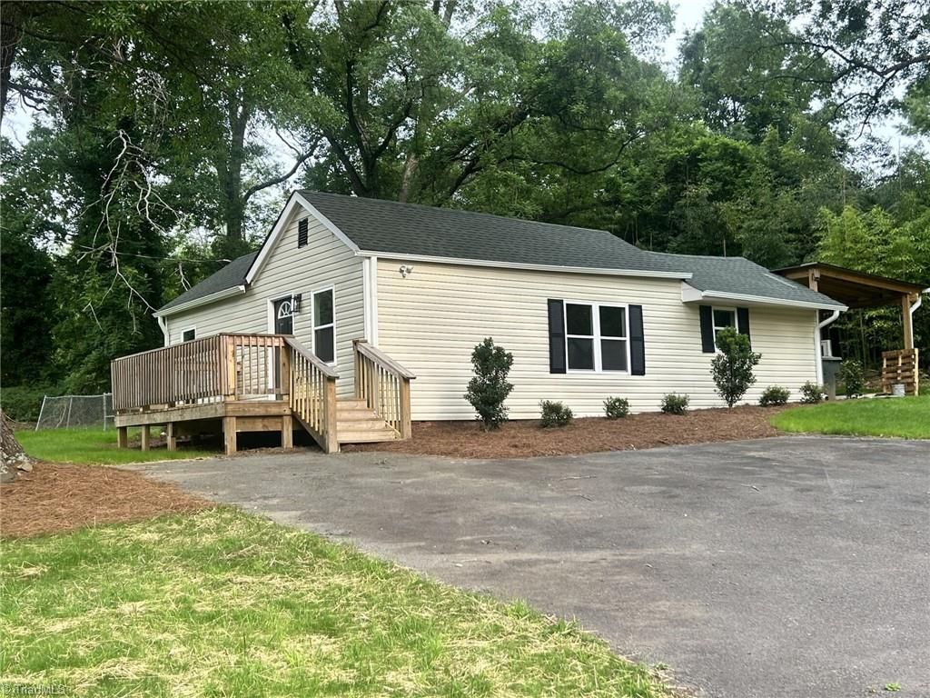 1108 Willow Street, Eden, NC 27288