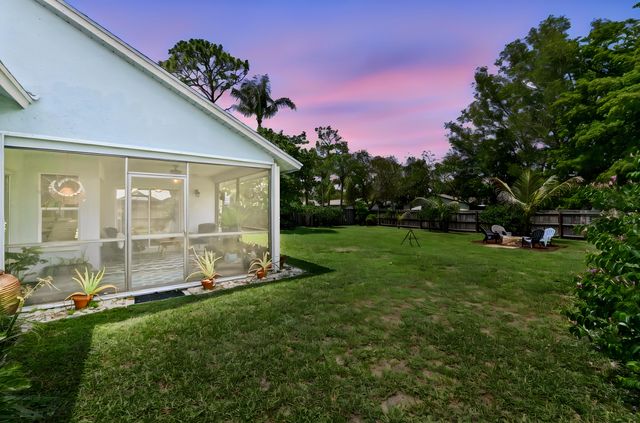 118 Royal Pine Circle N, Royal Palm Beach, FL 33411