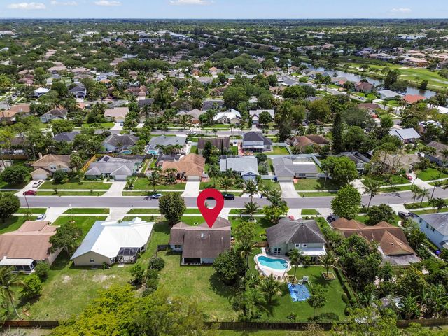 118 Royal Pine Circle N, Royal Palm Beach, FL 33411