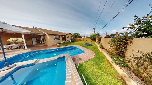 10452 Courson, Stanton, CA 90680