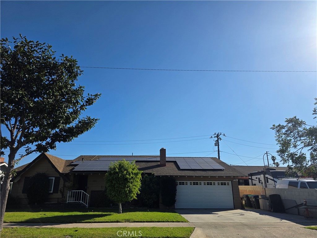 10452 Courson, Stanton, CA 90680