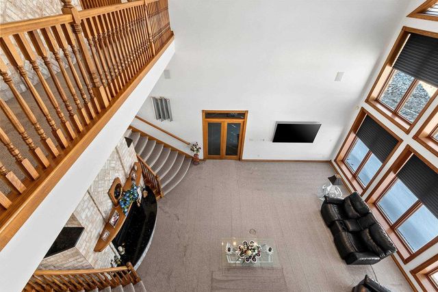 2315 SILVERIDGE DRIVE, Manitowoc, WI 54220