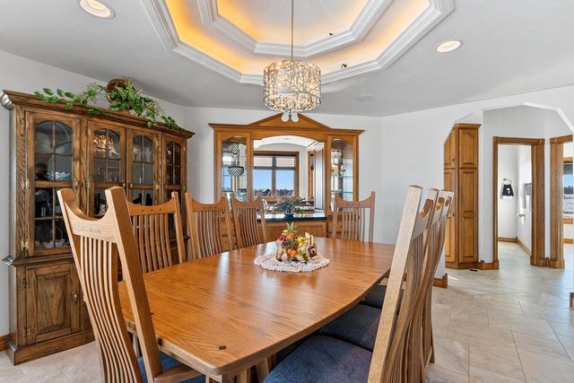 2315 SILVERIDGE DRIVE, Manitowoc, WI 54220