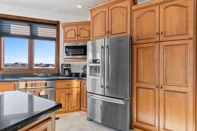 2315 SILVERIDGE DRIVE, Manitowoc, WI 54220