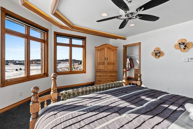 2315 SILVERIDGE DRIVE, Manitowoc, WI 54220