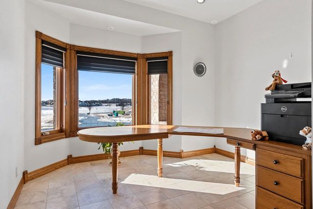 2315 SILVERIDGE DRIVE, Manitowoc, WI 54220