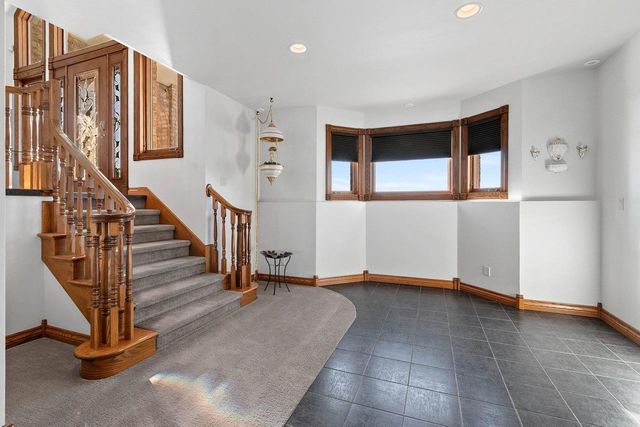 2315 SILVERIDGE DRIVE, Manitowoc, WI 54220