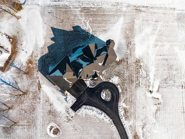 2315 SILVERIDGE DRIVE, Manitowoc, WI 54220