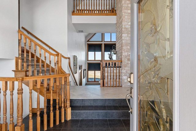 2315 SILVERIDGE DRIVE, Manitowoc, WI 54220