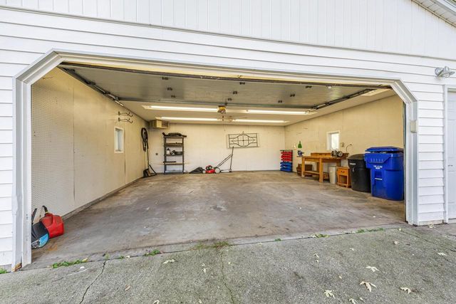 1015 W HAWES STREET, Appleton, WI 54914