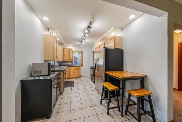 1015 W HAWES STREET, Appleton, WI 54914