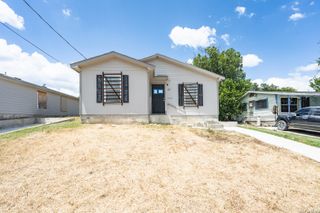 1011 YUCCA ST, San Antonio, TX 78220