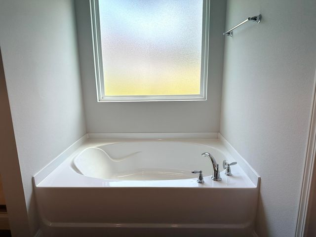 19 Wabash Way, Sumrall, MS 39482