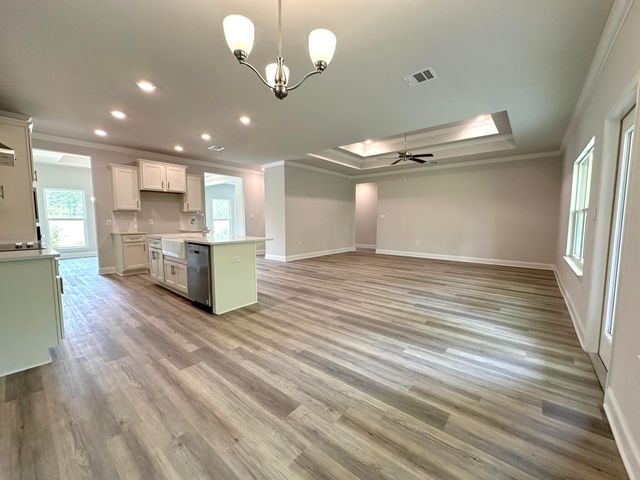 19 Wabash Way, Sumrall, MS 39482