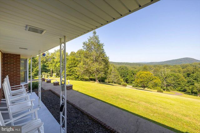 436 CASTLETON VIEW RD, Castleton, VA 22716