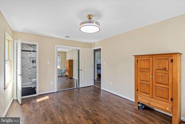 436 CASTLETON VIEW RD, Castleton, VA 22716