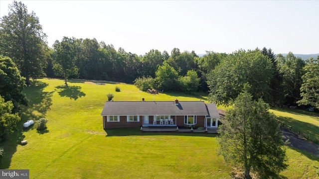 436 CASTLETON VIEW RD, Castleton, VA 22716