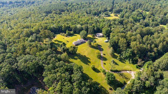 436 CASTLETON VIEW RD, Castleton, VA 22716