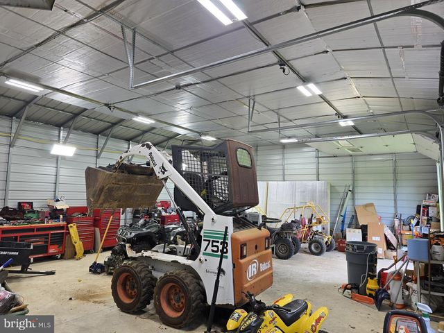 436 CASTLETON VIEW RD, Castleton, VA 22716