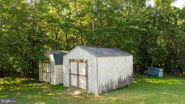 436 CASTLETON VIEW RD, Castleton, VA 22716