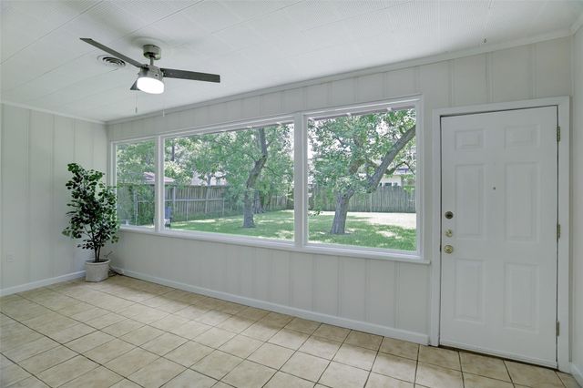 4125 Woodfox Street, Houston, TX 77025