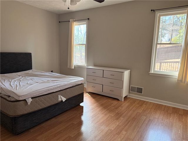 1424 Shadowbrook Drive, Marietta, GA 30062