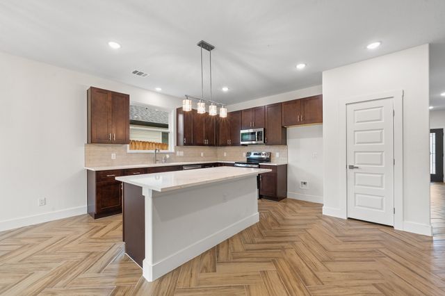 3023 Steepleridge Circle, Granbury, TX 76048