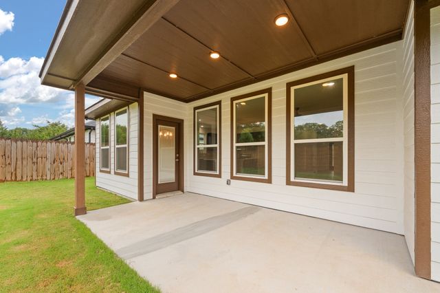 3023 Steepleridge Circle, Granbury, TX 76048