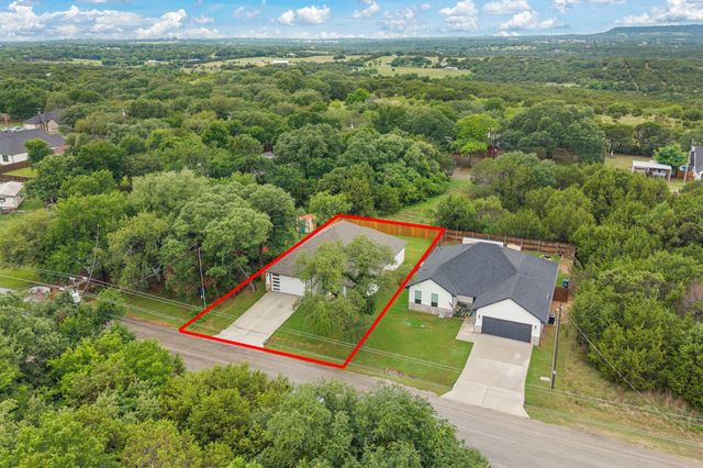 3023 Steepleridge Circle, Granbury, TX 76048