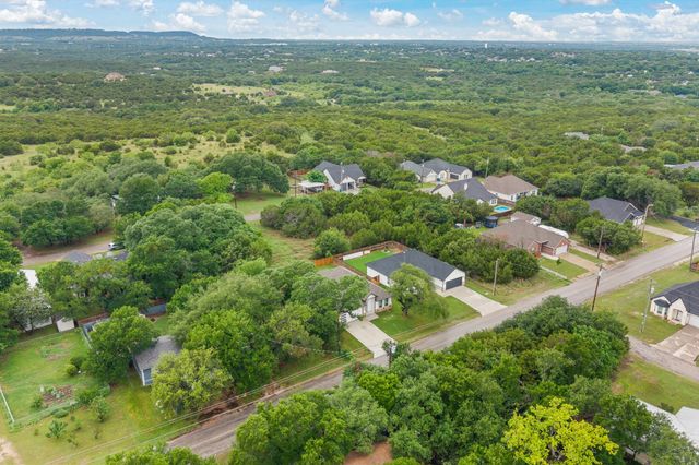 3023 Steepleridge Circle, Granbury, TX 76048
